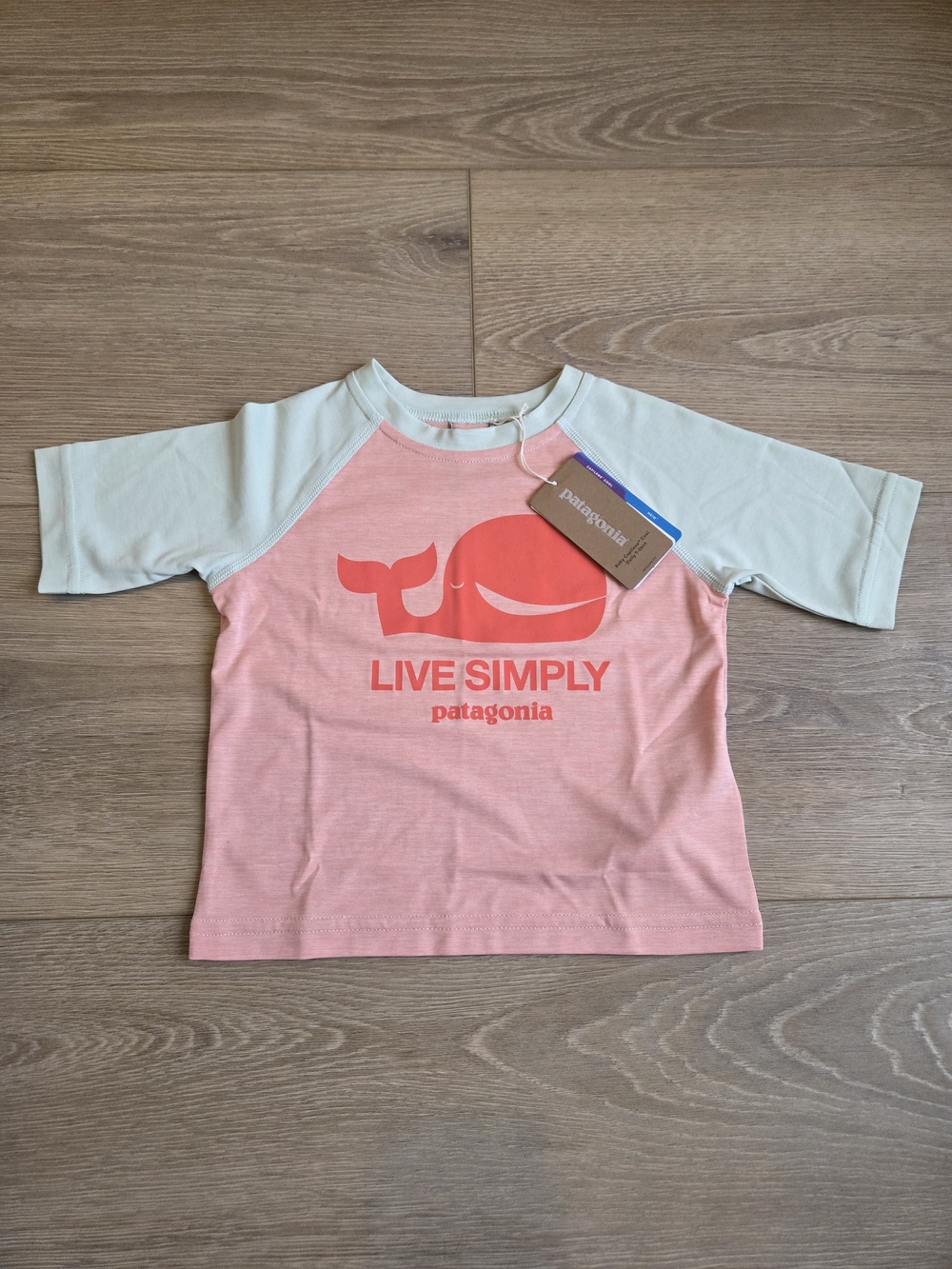 Patagonia Rashguard Top, NWT